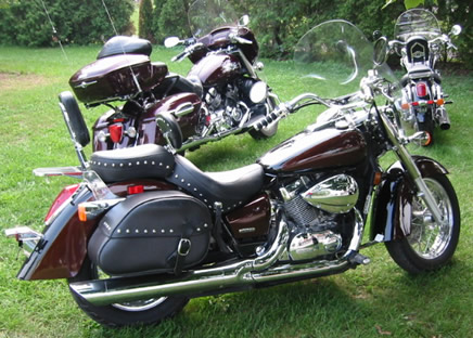 Kuryakyn luggage racks & grips